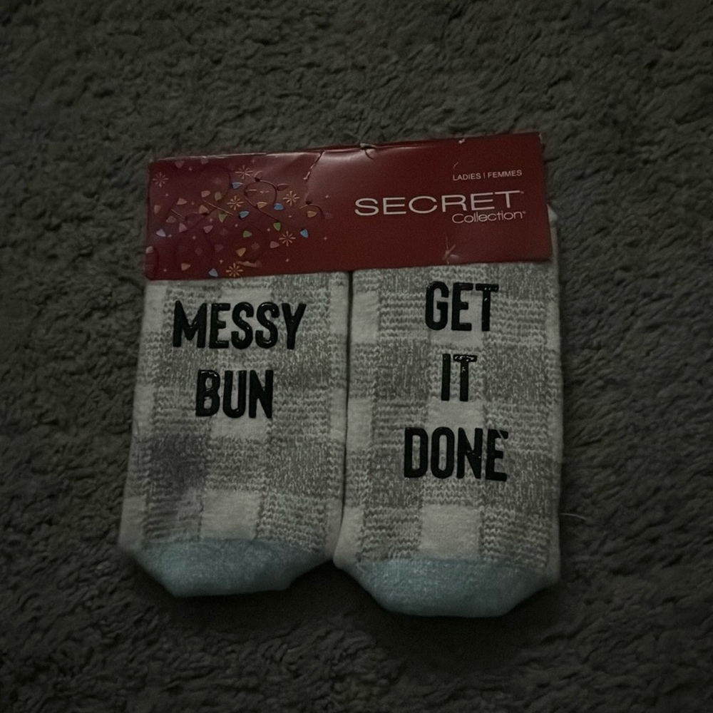Messy bun get it done socks. Never worn before. Fits 6-10 size feet.